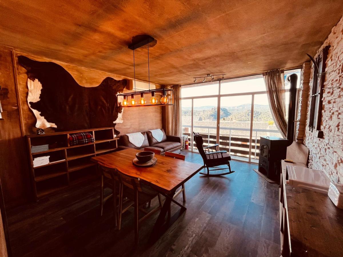 Old West House Pantano De San Juan Apartment ซาน มาร์่ติน เด วาลเดเกลเซียส ภายนอก รูปภาพ