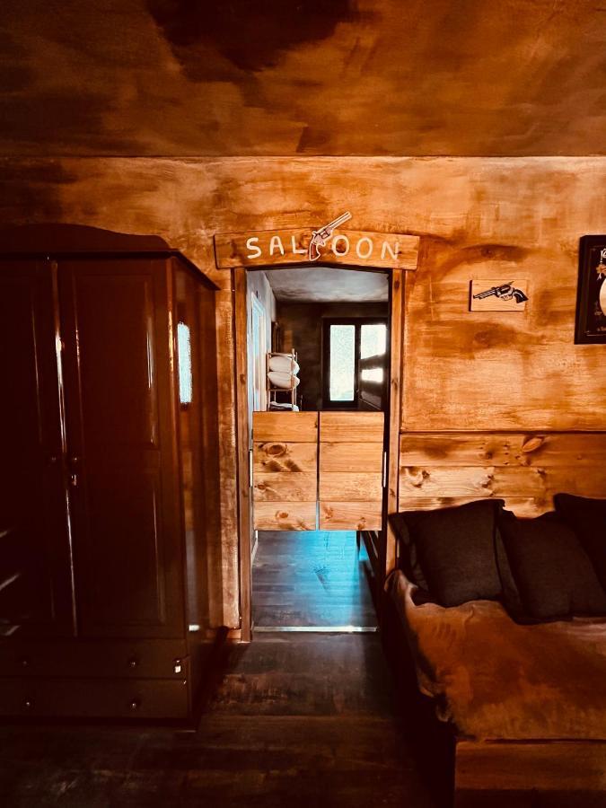 Old West House Pantano De San Juan Apartment ซาน มาร์่ติน เด วาลเดเกลเซียส ภายนอก รูปภาพ