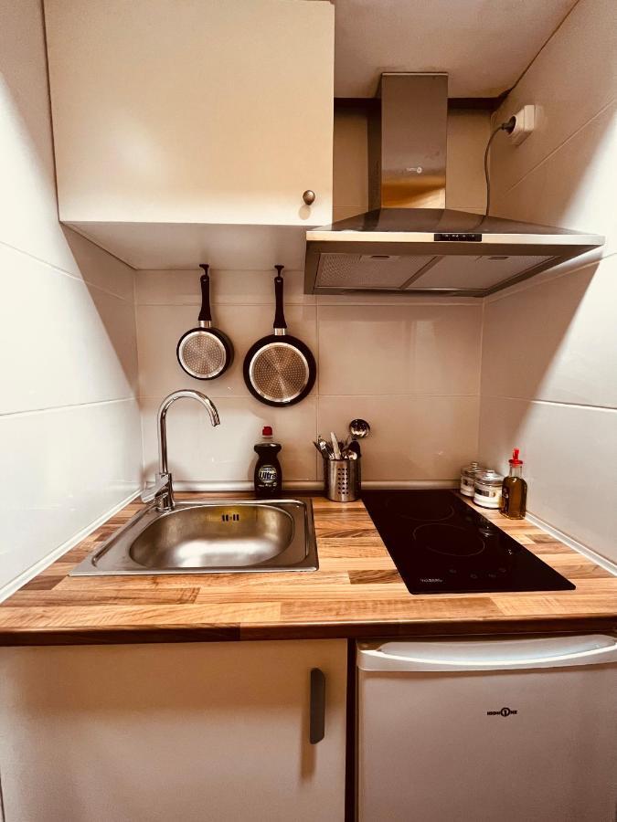 Old West House Pantano De San Juan Apartment ซาน มาร์่ติน เด วาลเดเกลเซียส ภายนอก รูปภาพ
